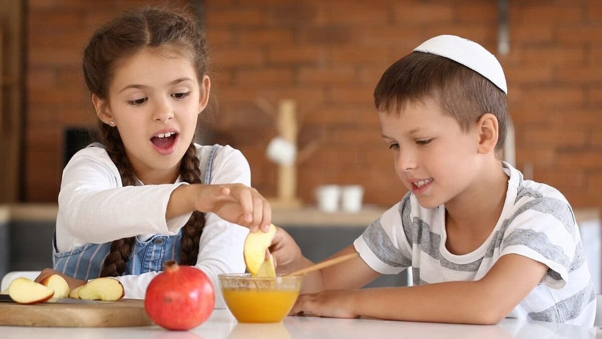 Rosh Hashanah fun for kids