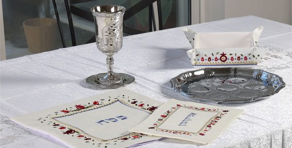 the_must-have_seder_collection_var_2_33.jpg